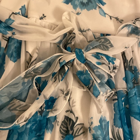 SPEECHLESS JUNIOR’S FLORAL BUBBLE HEM DRESS‎ SIZE M - Picture 13 of 15